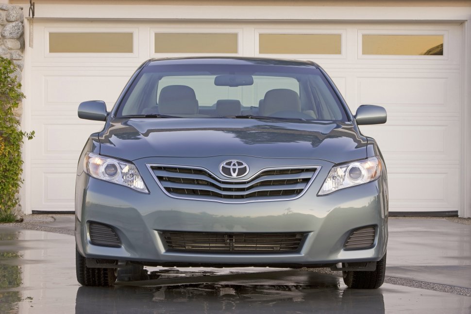 Toyota camry vi